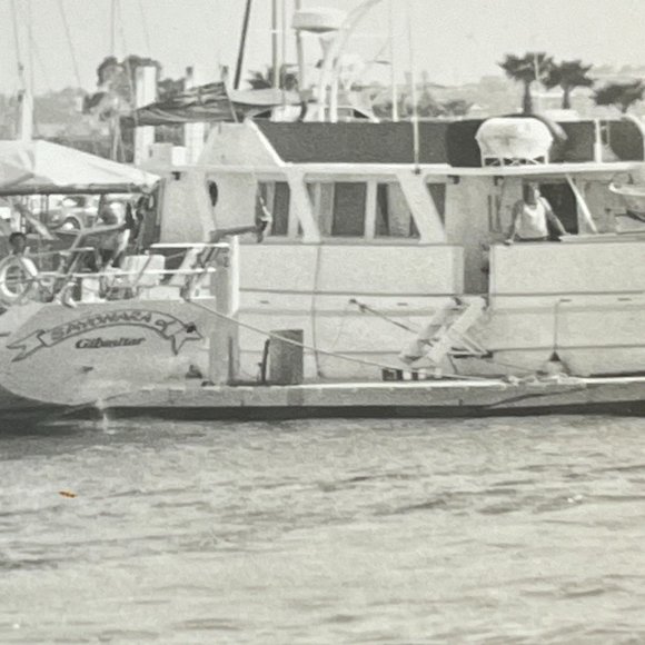 Vintage Found Photo Sailing on the Sayonara Gibraltar Boat Marina - Picture 11 of 11